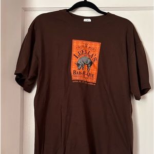 Men’s T-shirt from NC bbq restaurant “Luella’s” brown size large never worn
